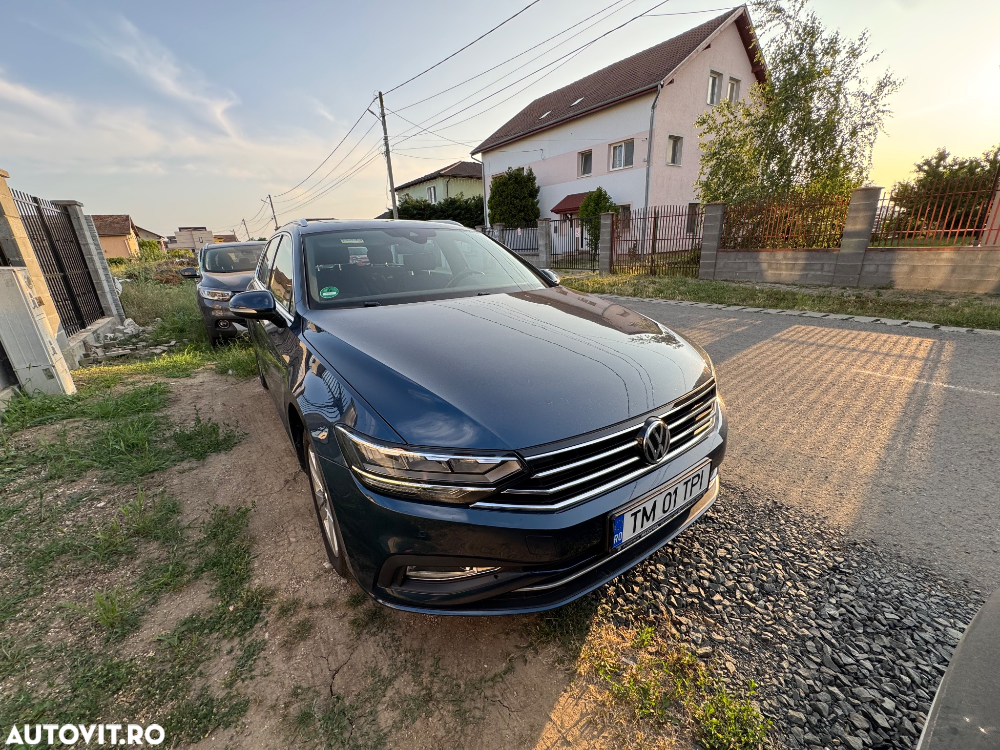 Volkswagen Passat Variant 2.0 TDI DSG Comfortline - 2