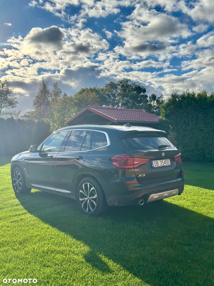 BMW X3 xDrive20d Luxury Line - 4
