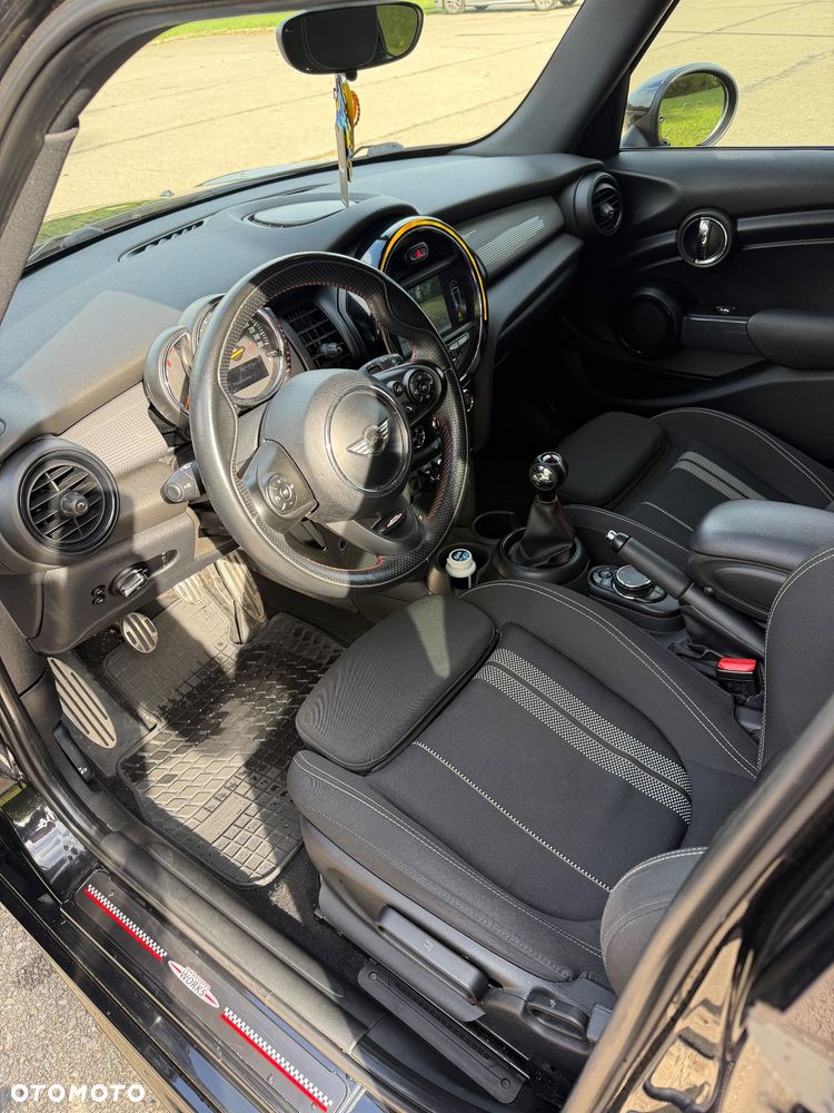 MINI Cooper - 17