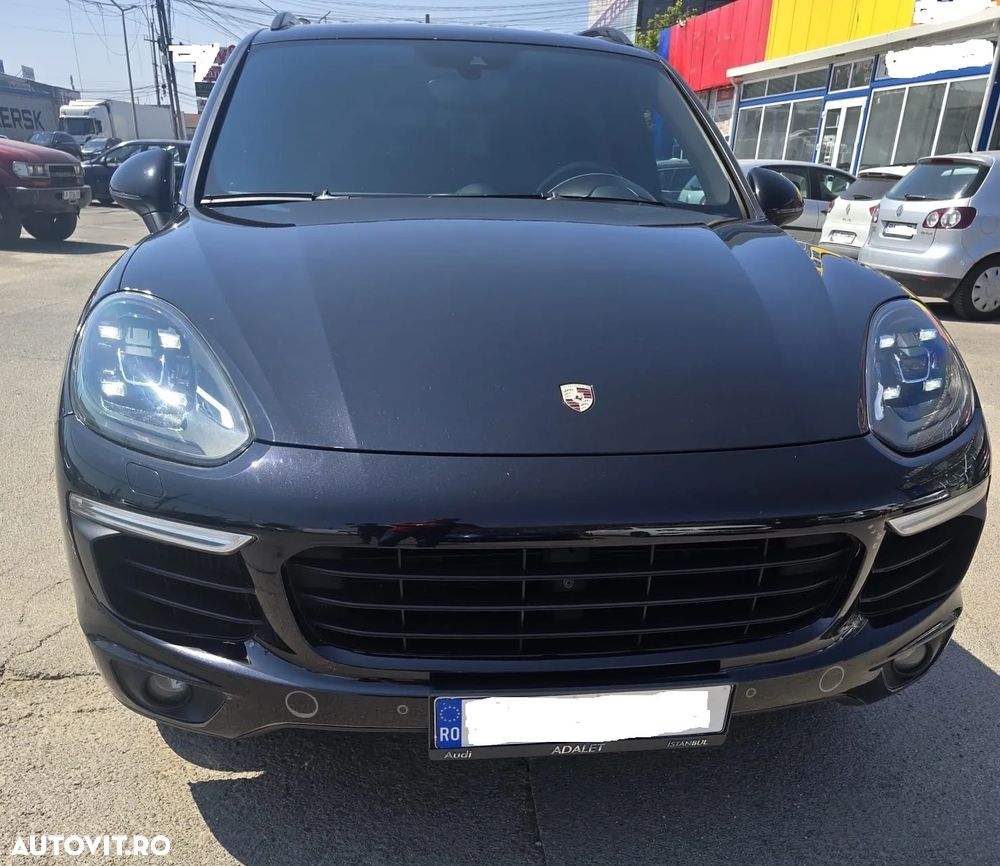 Porsche Cayenne 3.0 L - 2