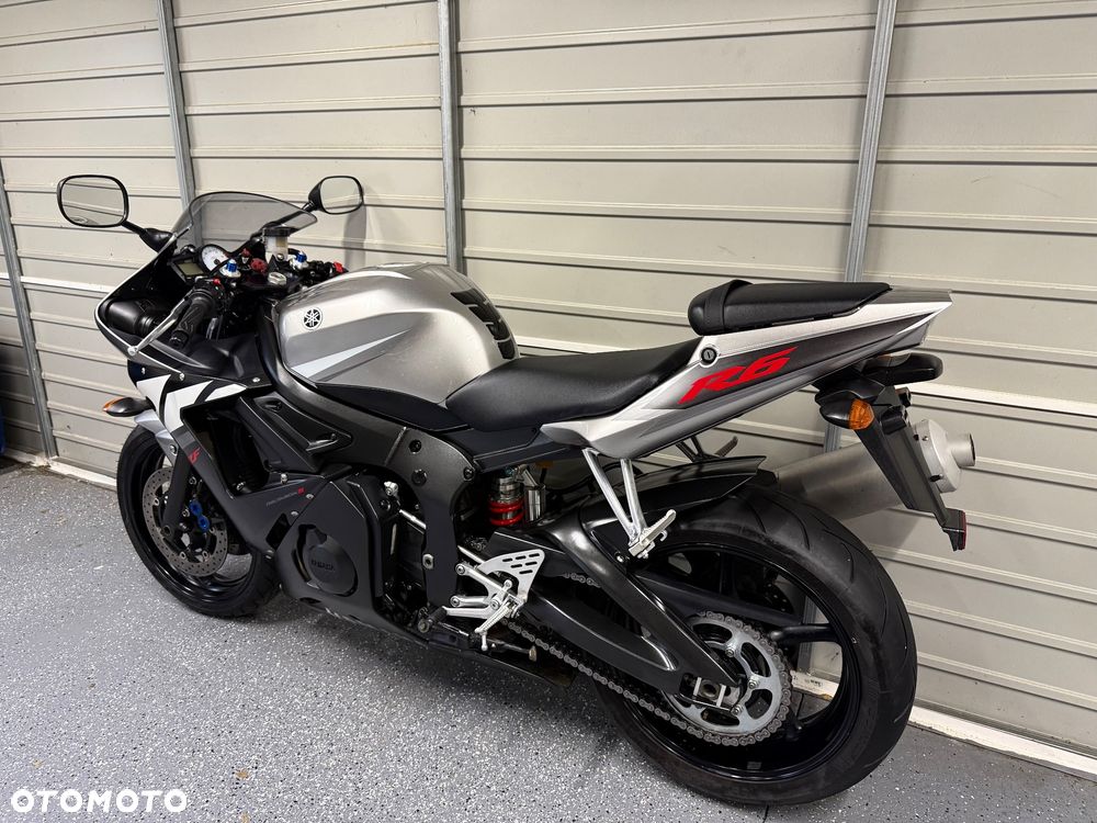 Yamaha R6 - 16