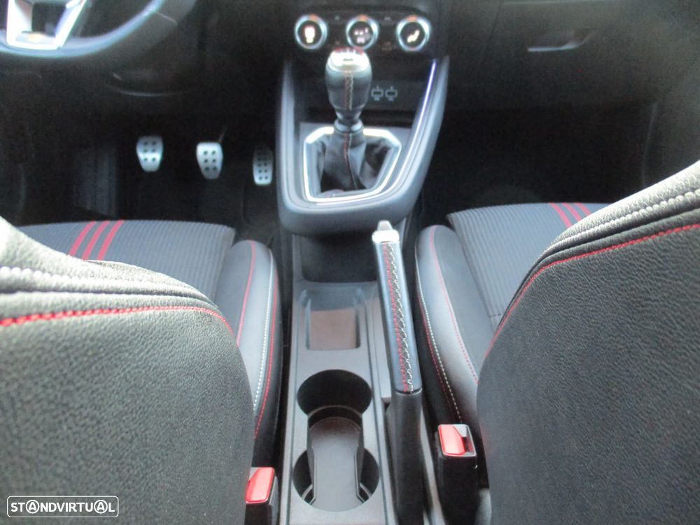 Renault Clio 1.0 TCe RS Line - 30