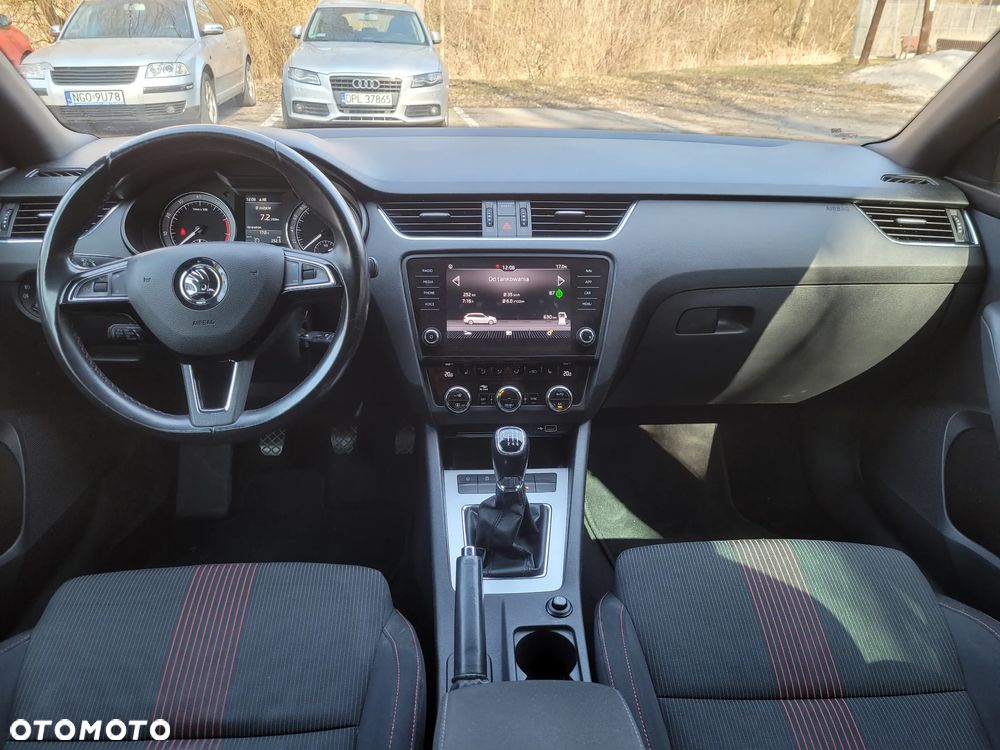 Skoda Octavia - 12