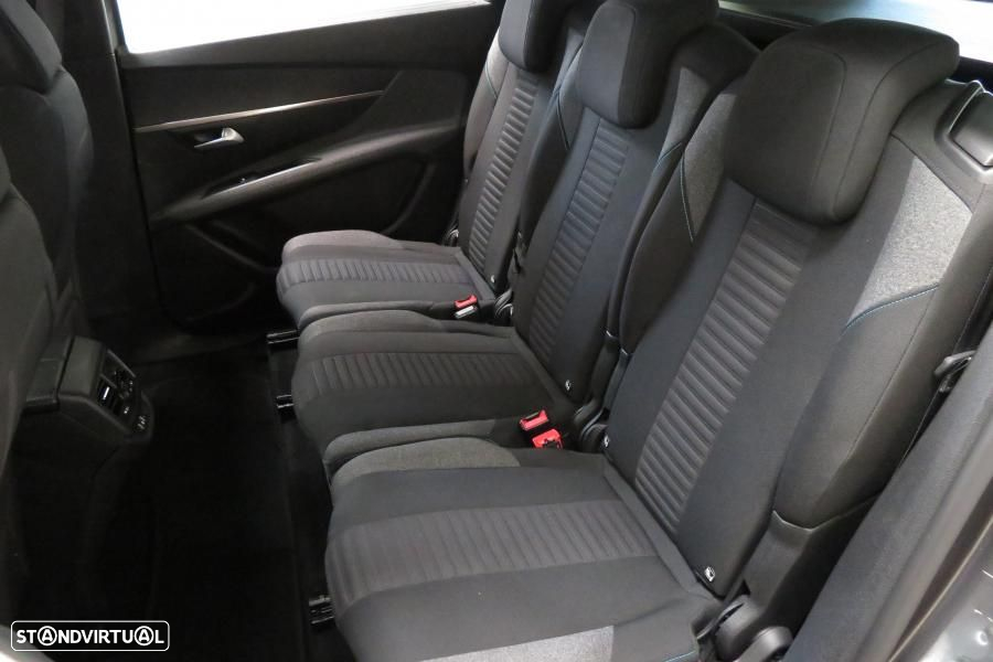 Peugeot 5008 1.5 BlueHDi Active Pack EAT8 - 17