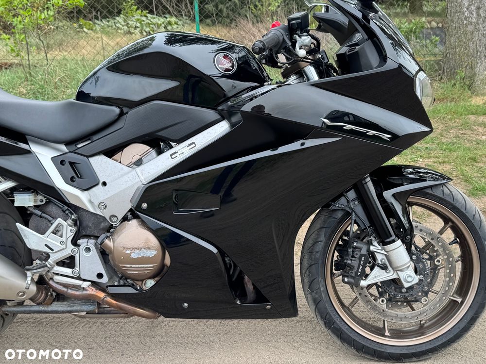 Honda VFR - 5