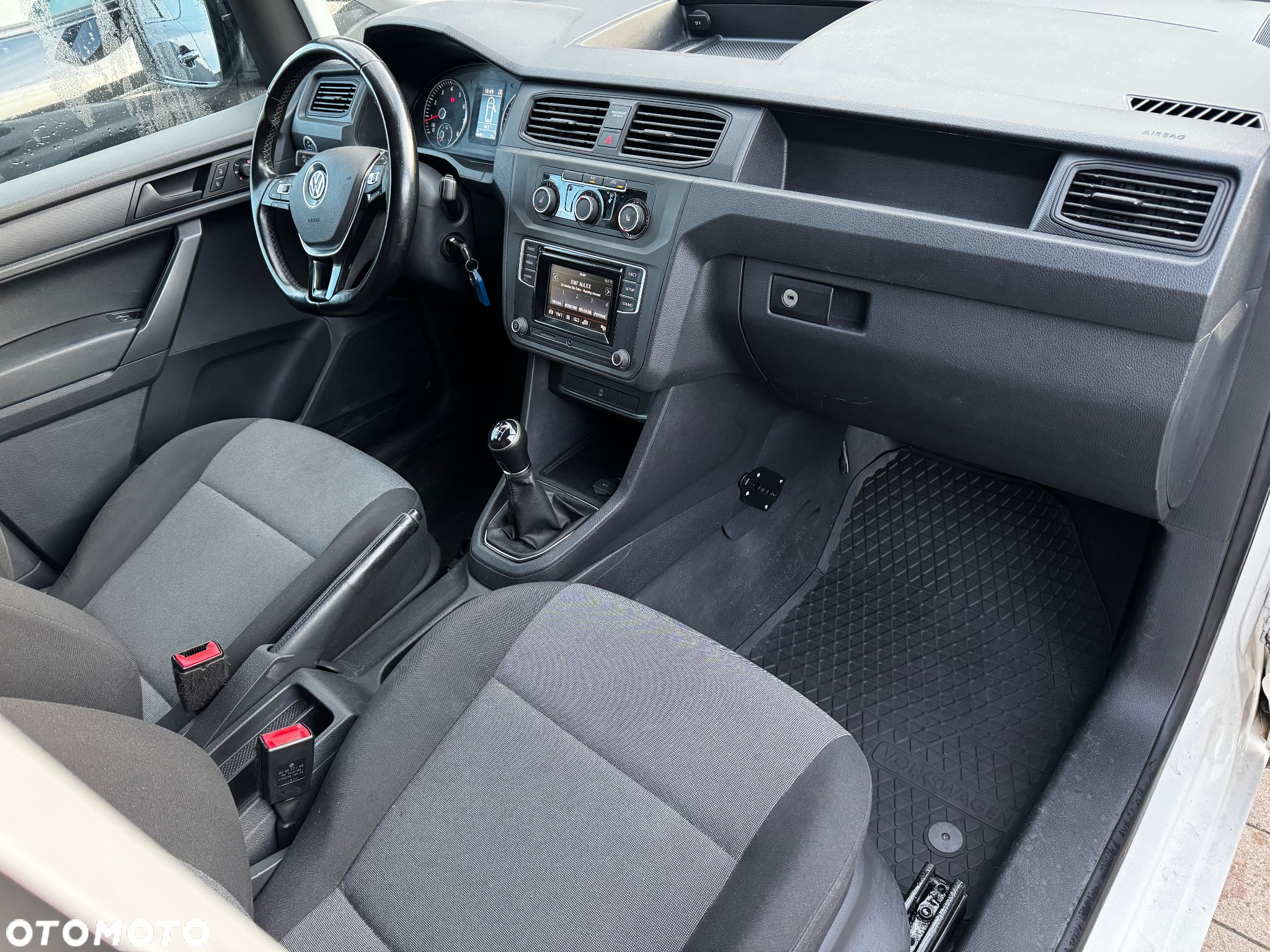 Volkswagen CADDY IV 1.4 benzyna 110KM LPG 6 biegów - 18