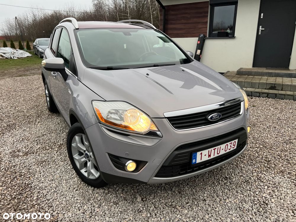 Ford Kuga 2.0 TDCi 2x4 Titanium - 35