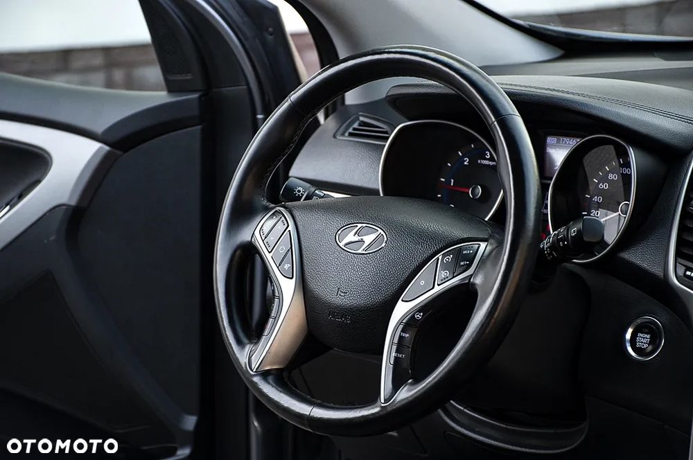 Hyundai i30 1.6 CRDi Premium - 23