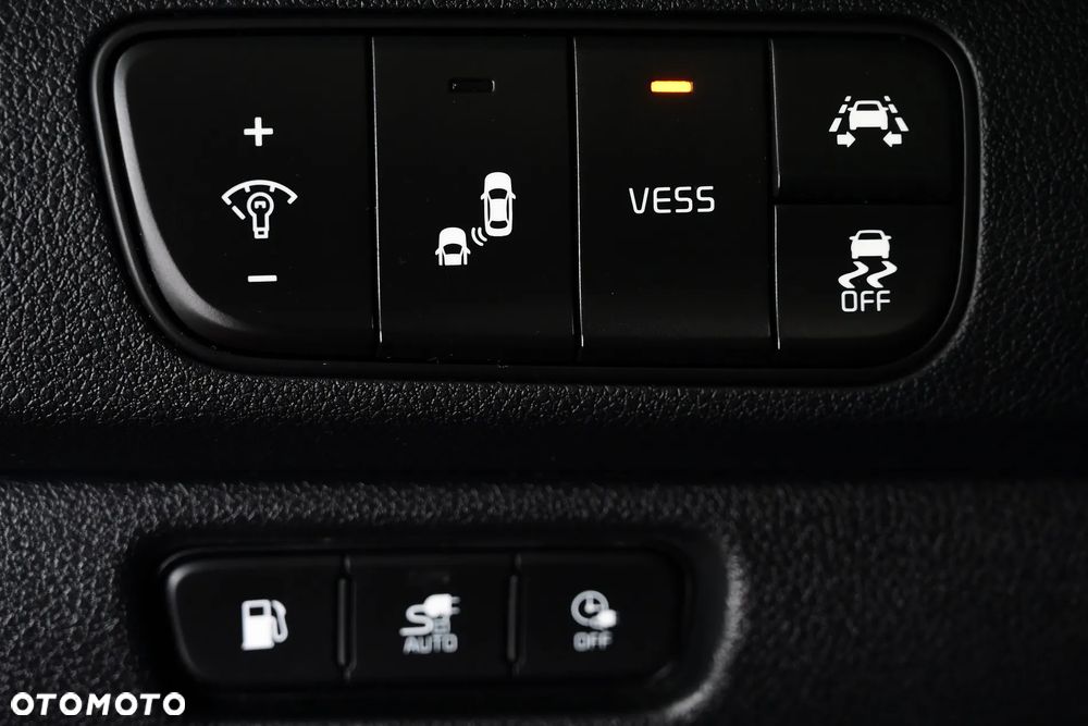 Kia Niro 1.6 GDI PHEV 2WD Spirit - 32