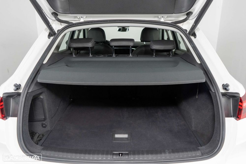 Audi Q3 45 TFSIe S tronic - 12