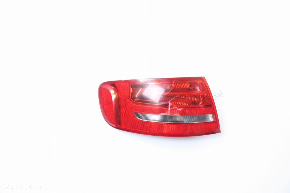 LAMPA TYLNA PRAWA Audi A4 B8 Avant 2.0 TFSI - 1