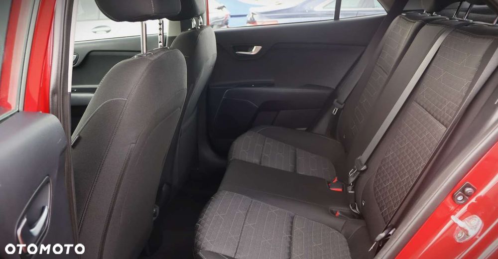 Kia Rio - 17