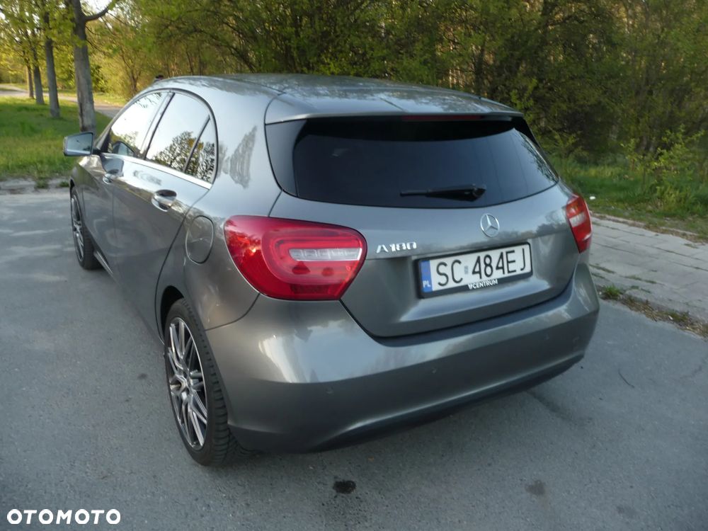 Mercedes-Benz Klasa A 180 BlueEfficiency Edition - 10