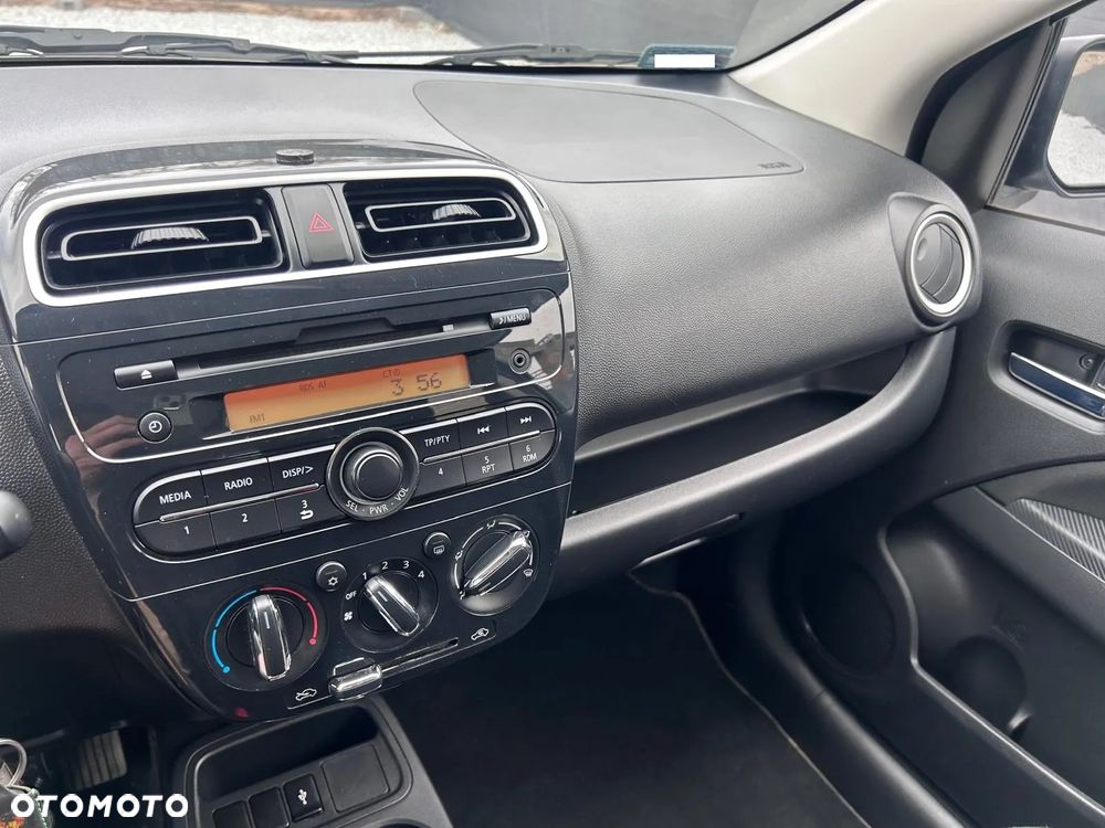 Mitsubishi Space Star 1.2 Intense CVT - 12