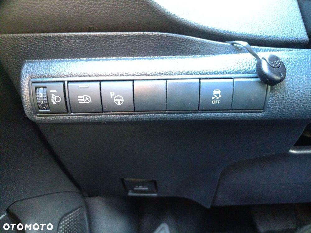 Toyota Corolla 1.8 Hybrid Comfort - 20