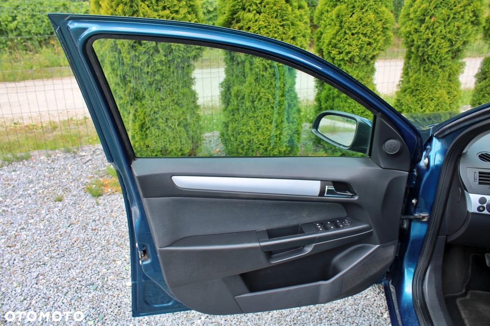 Opel Astra 1.6 - 15