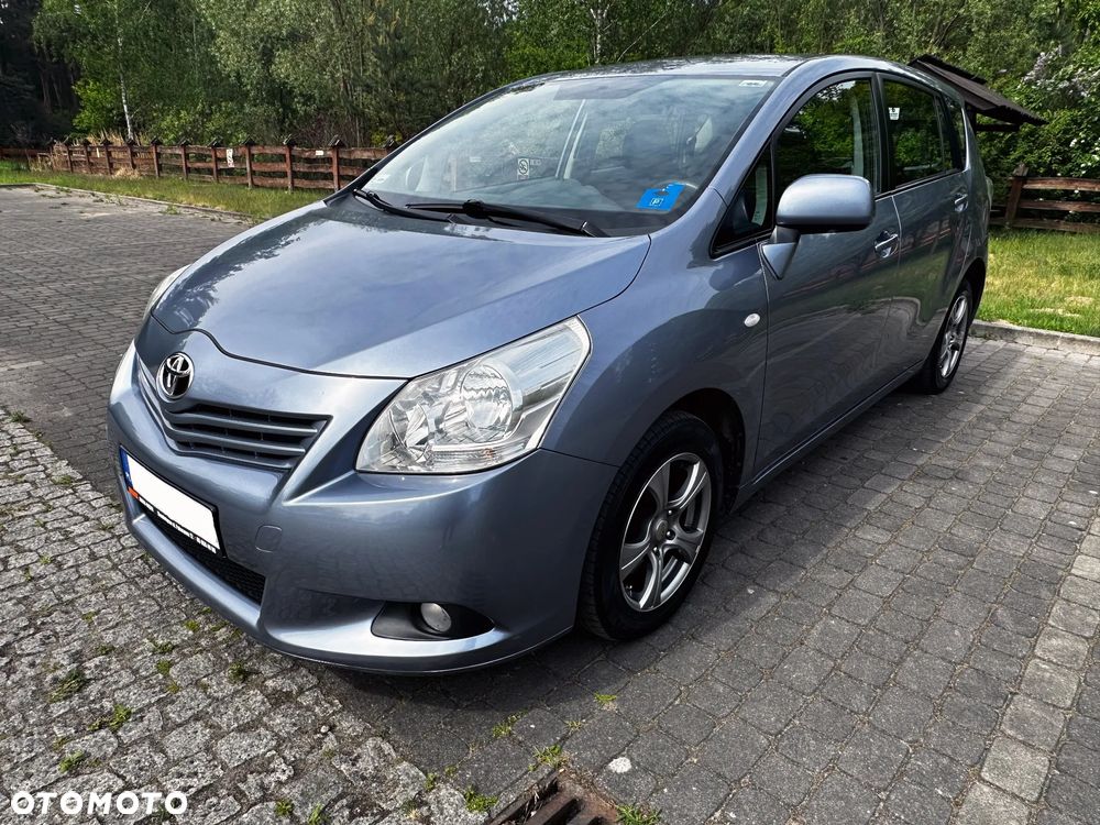 Toyota Verso 2.0 D-4D - 13