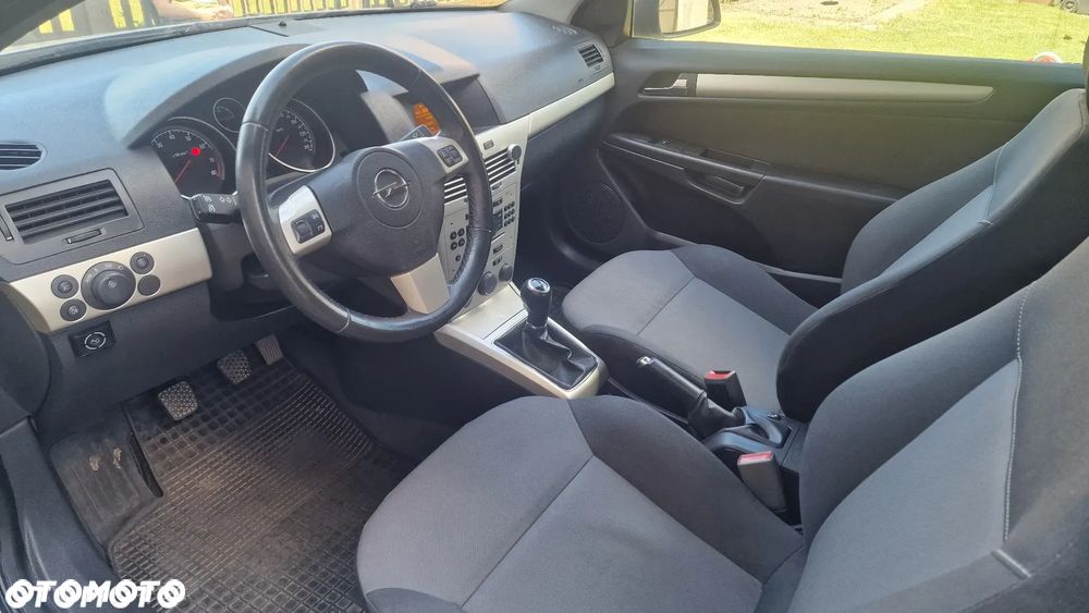 Opel Astra 1.6 Innovation - 9