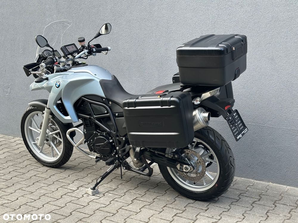 BMW F - 3