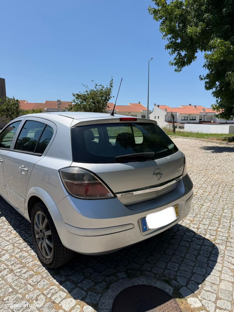 Opel Astra 1.3 CDTI Enjoy EcoFLEX - 4