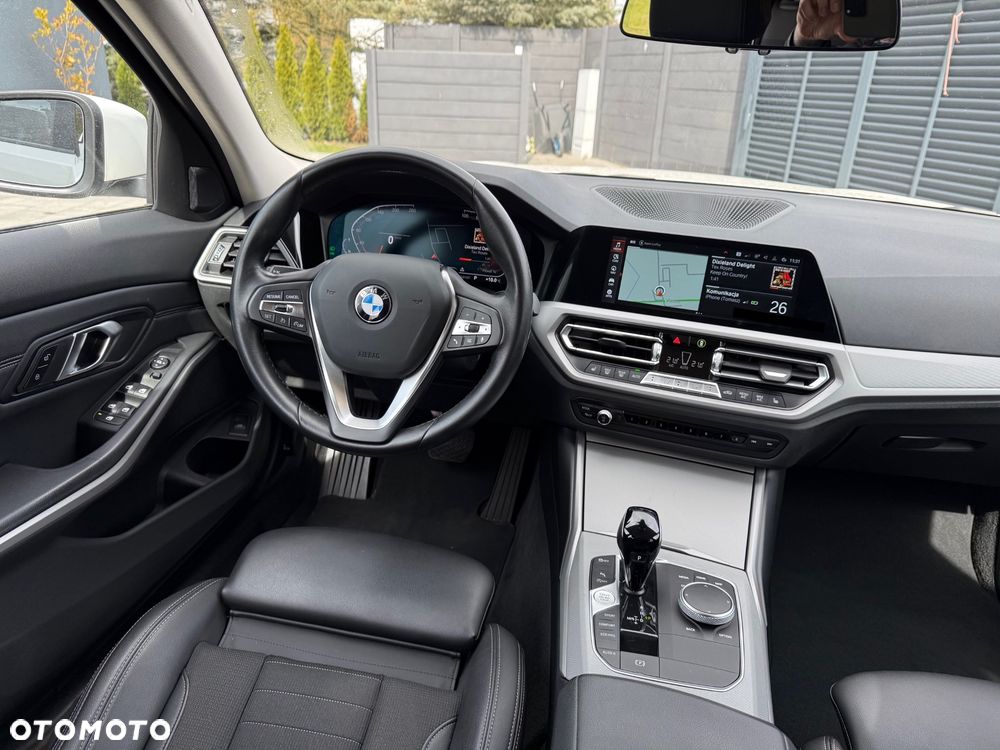 BMW Seria 3 320i GPF Advantage sport - 9