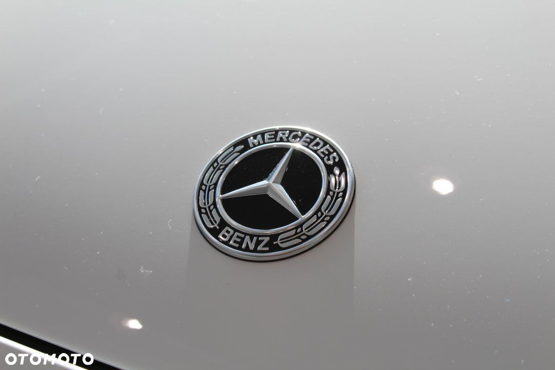 Mercedes-Benz Klasa E - 22