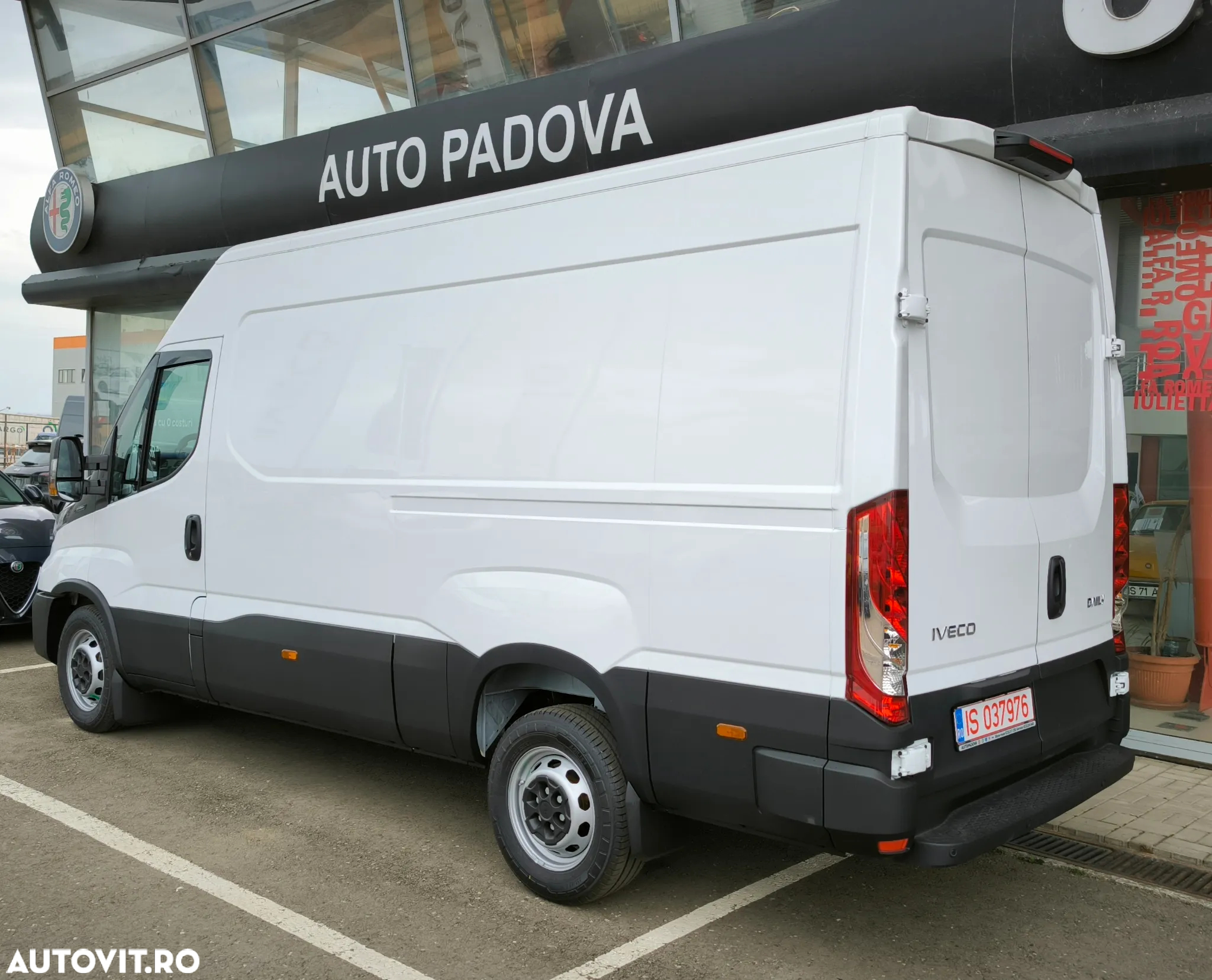 Iveco 35S14V-12mc - 6