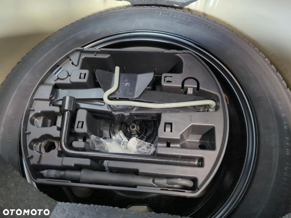 Citroën C3 1.2 PureTech Shine - 10