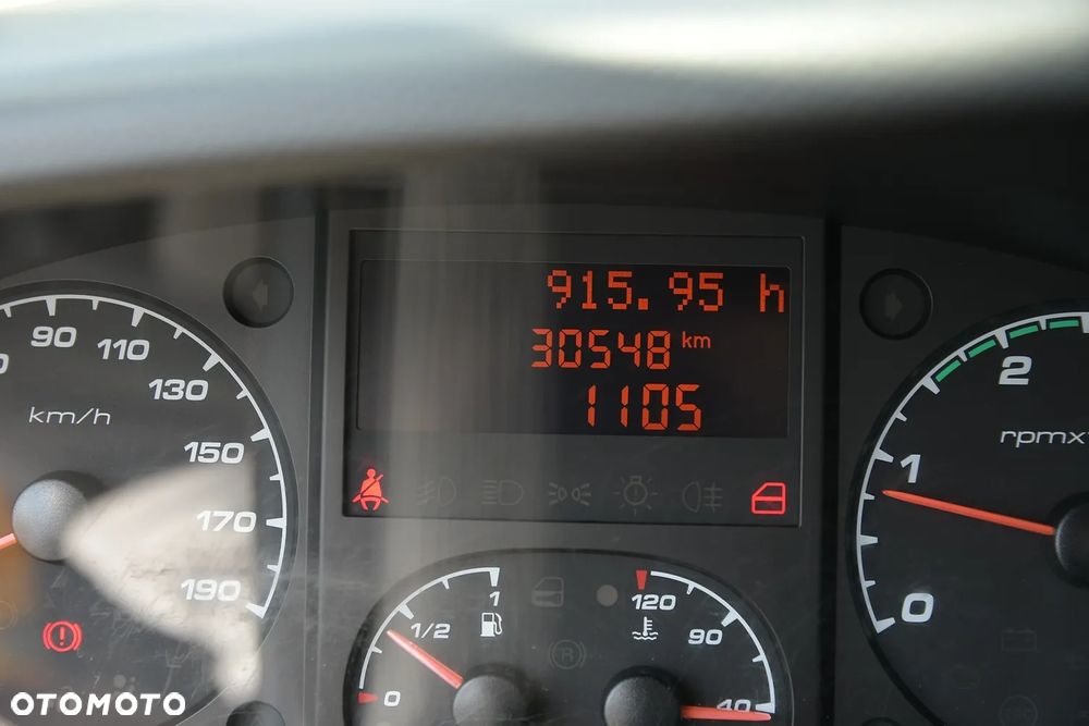 Iveco DAILY 35C15 / PRZEBIEG JEDYNE 30 TYŚ KM! / AUTOLAWETA / IDEALNY STAN! - 26
