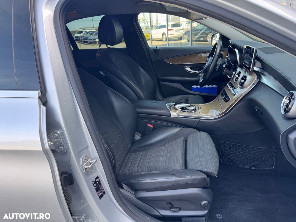 Mercedes-Benz C 220 (BlueTEC) d 7G-TRONIC Avantgarde - 16