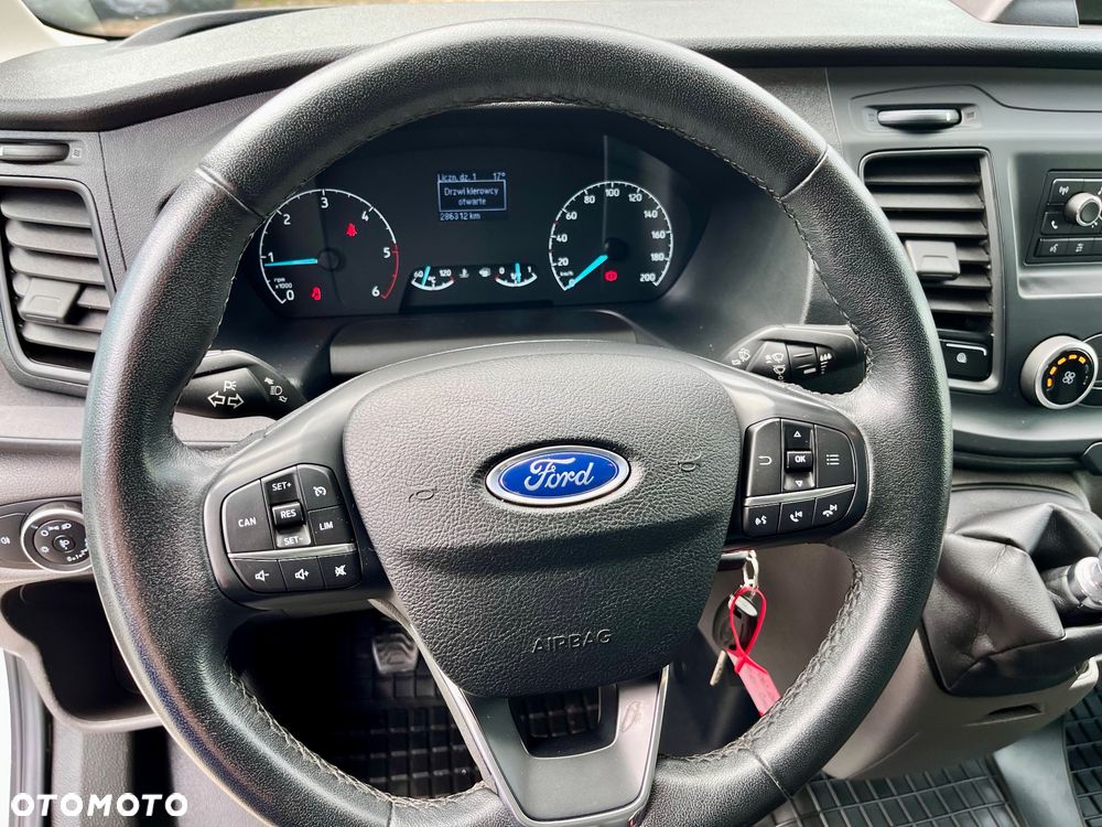 Ford Transit - 21