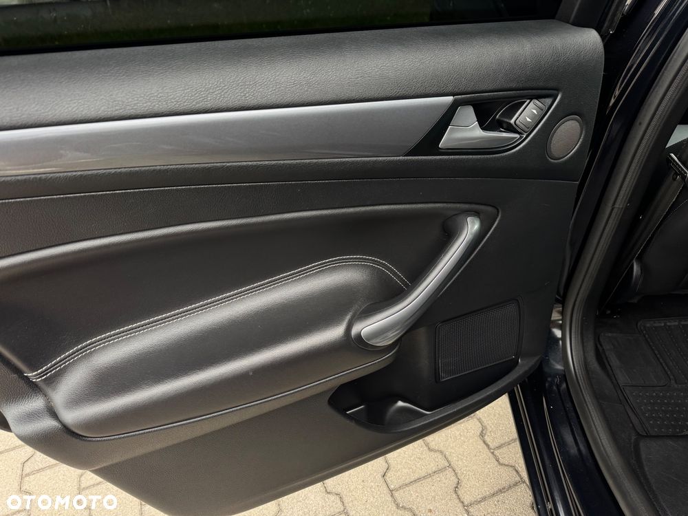 Ford Mondeo - 17