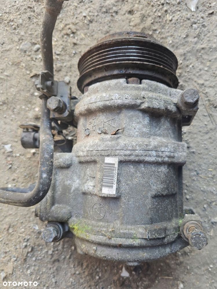SPRĘŻARKA KOMPRESOR KLIMATYZACJI BMW 8 E31 4.4 V8 447200-3077 - 5