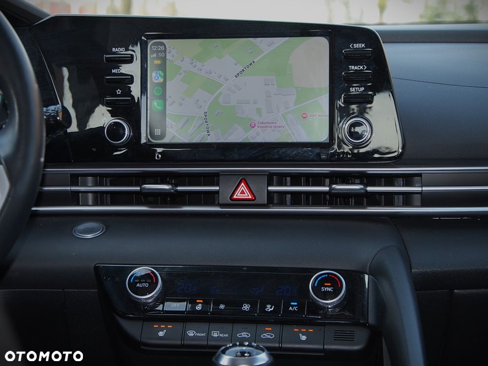 Hyundai Elantra 1.6 Smart - 10