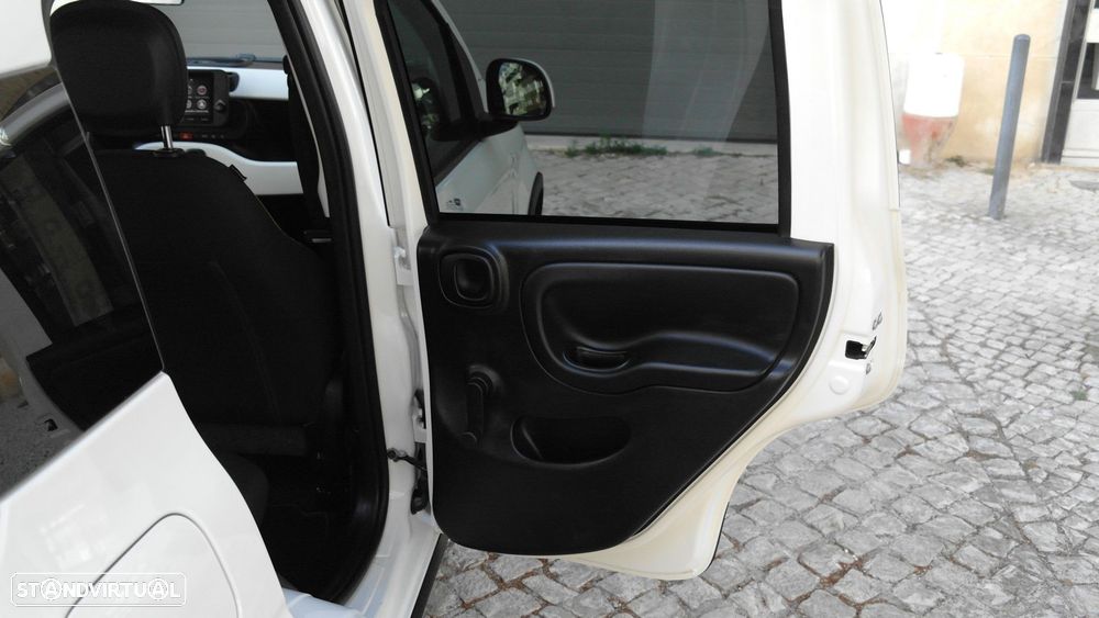 Fiat Panda Pandina 1.0 Hybrid — fotografia 10