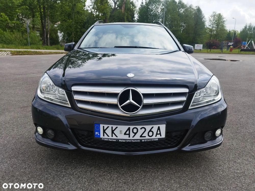 Mercedes-Benz Klasa C 200 CDI BlueEff Avantgarde - 3