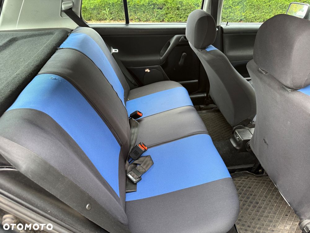 Volkswagen Golf 1.8 GL - 7