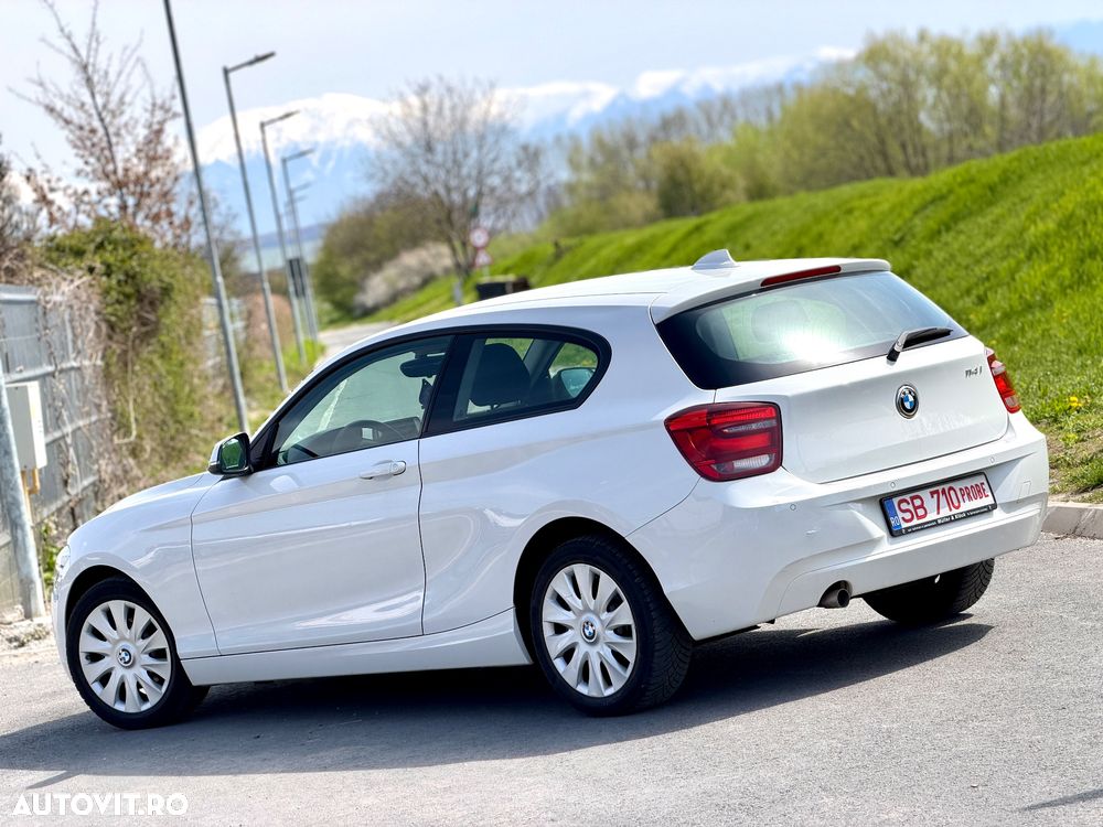 BMW Seria 1 114i Sport Line - 6