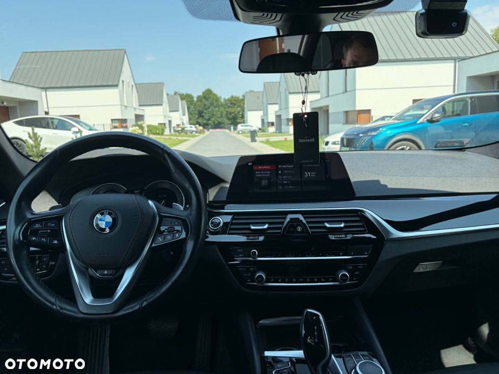 BMW Seria 5 520d xDrive Sport Line - 21