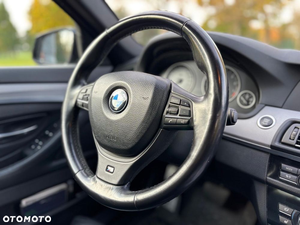 BMW Seria 5 535i - 27