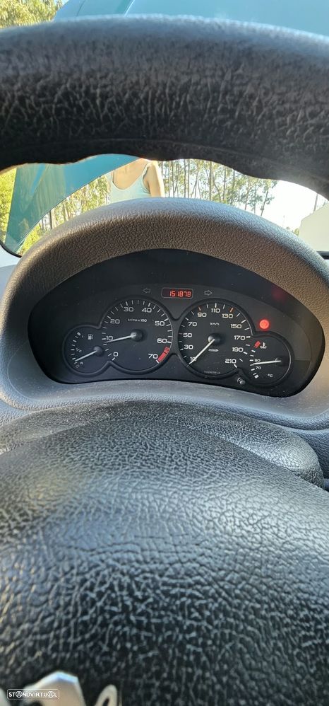Peugeot 206 - 11
