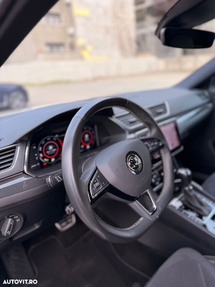 Skoda Superb 2.0 TDI DSG Sportline - 16