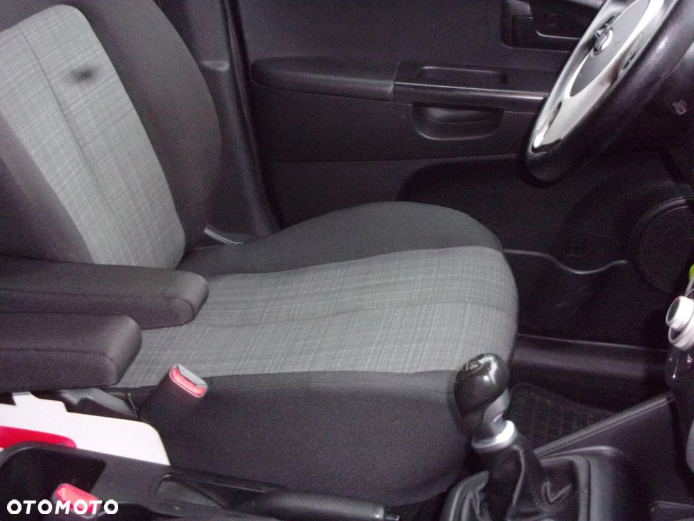 Kia Venga 1.4 S - 26