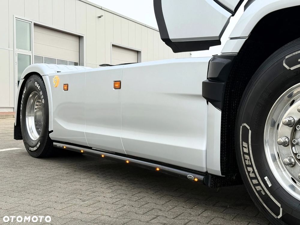 Scania S590 / V8 / TOPLINE / STANDARD / SALON PL - 22