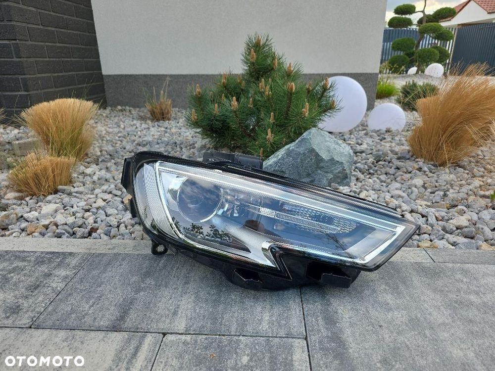AUDI A3 S3 8V0 8V LIFT Lampa prawa przód Bi-Xenon Led 90118259 8V0941006E - 1
