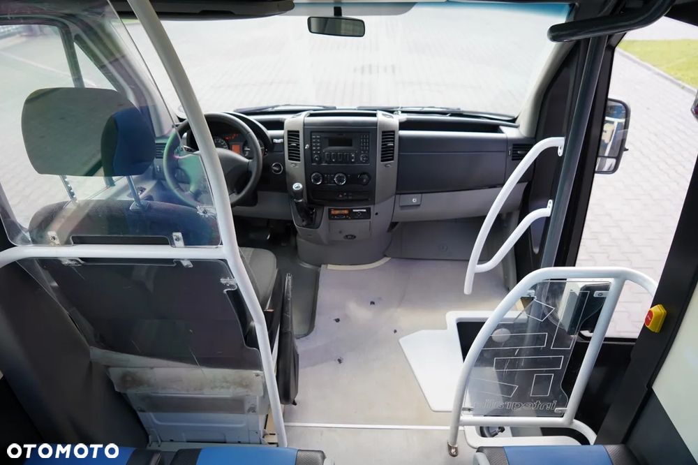 Mercedes-Benz SPRINTER 516 BLUETEC / KLIMATYZACJA / SPROWADZONY - 35