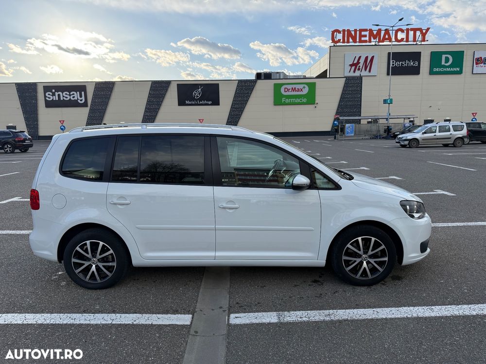 Volkswagen Touran 2.0 TDI DPF DSG Comfortline - 14