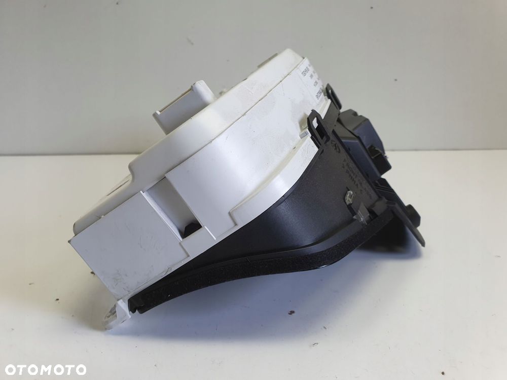 Volvo S80 II V70 III XC70 II 2.5 T turbo LICZNIK ZEGARY Europa 30786622AB - 10