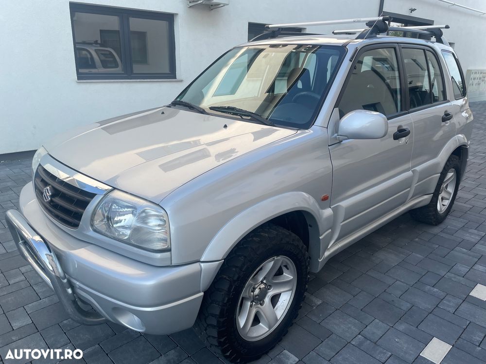 Suzuki Grand Vitara 2.0i - 1