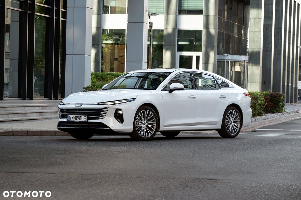 Bestune B70 2.0T Elegance - 24